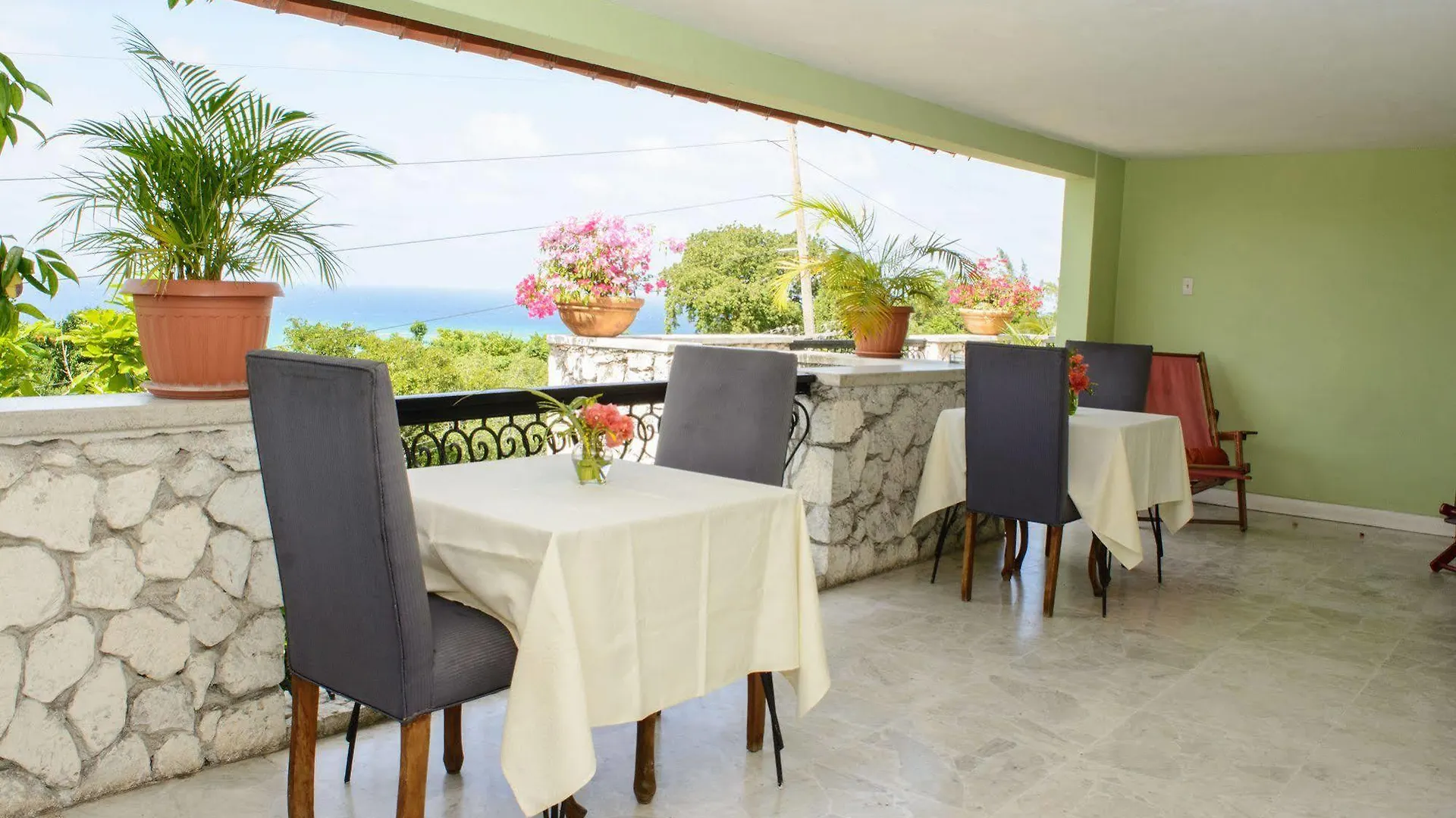 Mynt Retreat Bed & Breakfast Montego Bay Jamaica